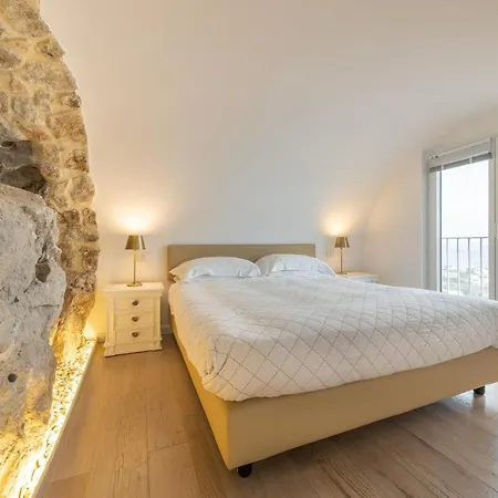 Casa Boutique By 5 Senses * קאפרי
