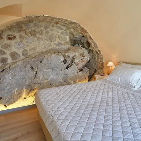 Casa Boutique By 5 Senses קאפרי