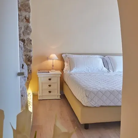 Casa Boutique By 5 Senses קאפרי